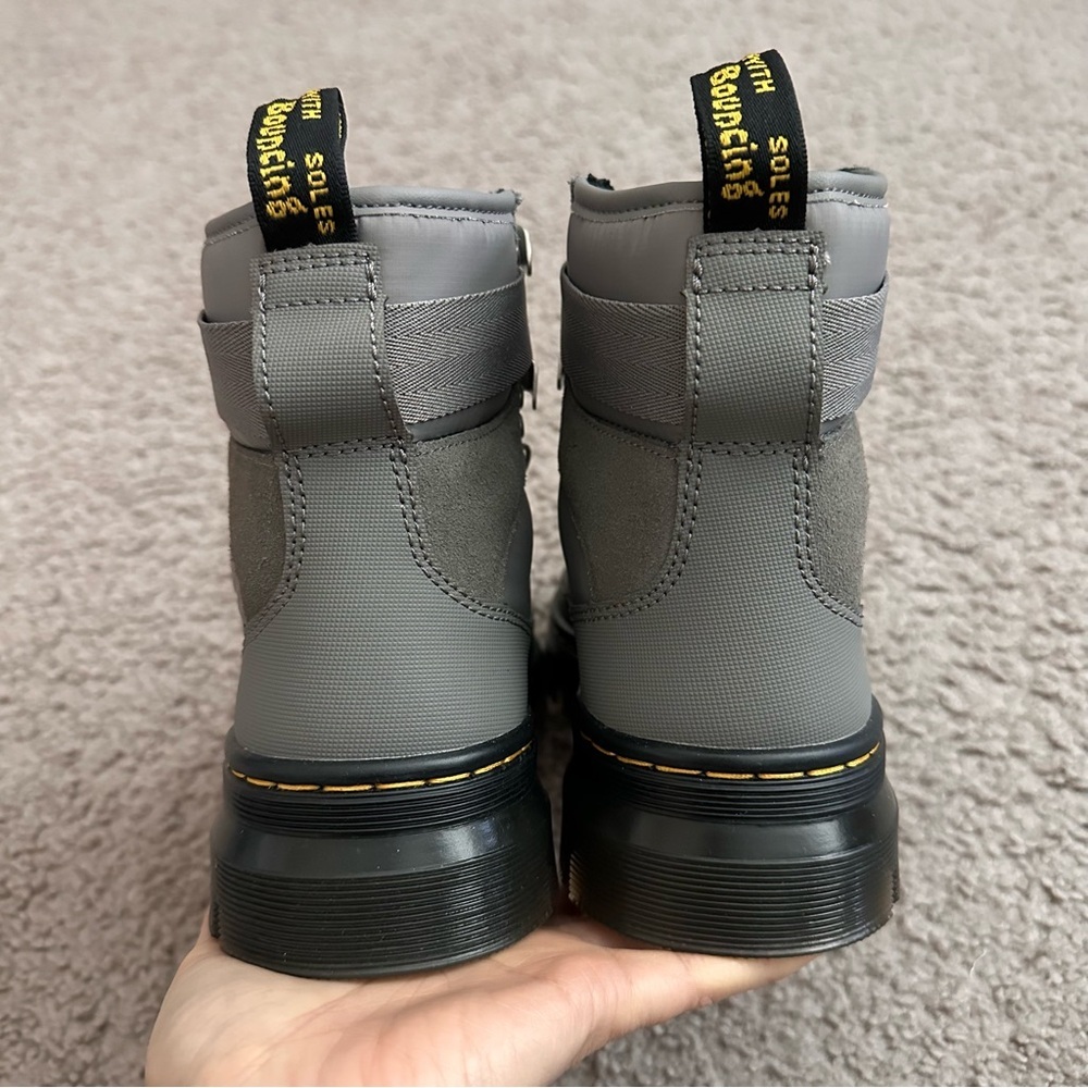 Dr. Martens Combs Tech Padded Quilted Nickel Gray Womens 5 - Picture 12 of 13